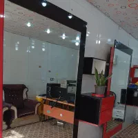 آیینه آرایشگری بزرگ