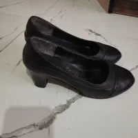 کفش و صندل در حد نو