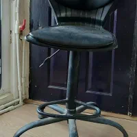 صندلی اداری جک دار