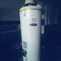 آبگرمکن همایون یک سال فقط استفاده شده