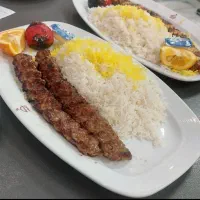 کارگرساده پیک موتوری
