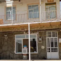خانه دو طبقه مسکونی