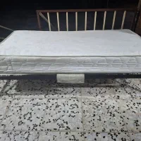 فروش تخت خواب یک نفره در حد نو