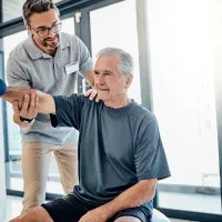 فیزیوتراپی و ویزیت تخصصی در منزل