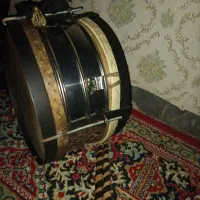 طبل|درام و پرکاشن|پارس‌آباد, |دیوار