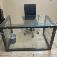 میزاداری شیشه ای
