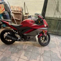 یاماها r25