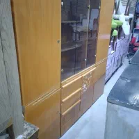 کمد ایستاده