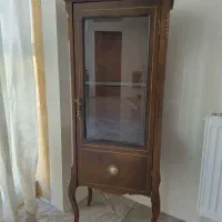 ویترین انتیک