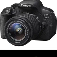 دوربین D700