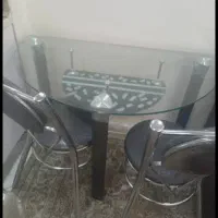 میز و صندلی
