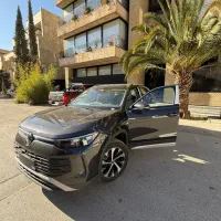 فولکس تایرون ال ۲۰۲۵ با پلاک TAYRON