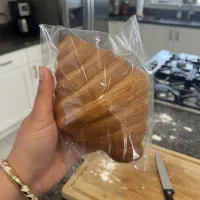 کروسان مغزفندقی به صورت عمده قیمت باورنکردنی