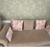 مبل راحتی  ۷نفره /سالم و شیک و تمیز