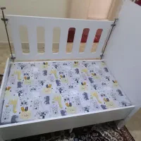 تخت نوزاد تا ۲سال