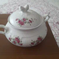 سوپخوری گل سرخی بزرگ قدیمی