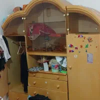 تخت و کمد لباس بچه