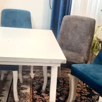 میز ناهار خوری در حد اک