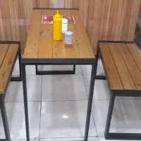 میز دوتا نیمکت