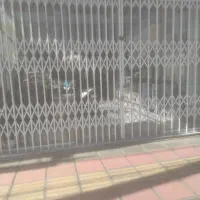 مغازه تمیزسرامیک شده اجاره ای