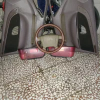 تو دری و فرمون و چراغ عقب پارس