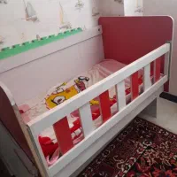 فروش تخت و کمد وسرویس خواب وکالسکه وکریر وروروئک
