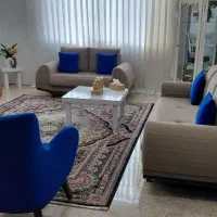 مبل و جلو مبلی کاملا سالم و بدون زدگی