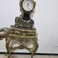 ساعت برنزی