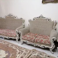 یکدست مبل ۷ نفره تمیز و سالم و۳عددمیزعسلی