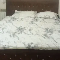 تخت دونفره