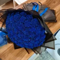 گل رز روبانی
