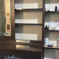 میز ارایش فروش فوری