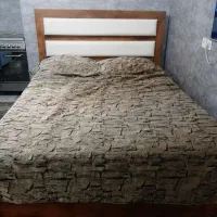 تخت با خوشخواب