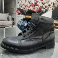 کفش چرم درحد آکبند