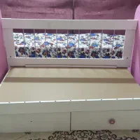 تخت دخترانه
