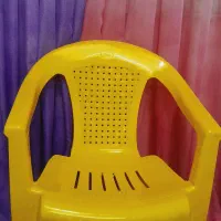 صندلی پلاستیکی