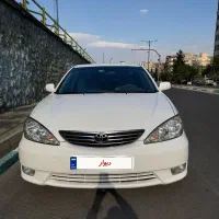 تویوتا کمری گرند