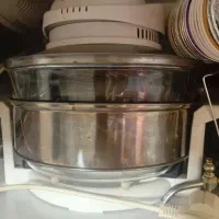 فر نوری در حد نو مناسب برای پخت همه چی