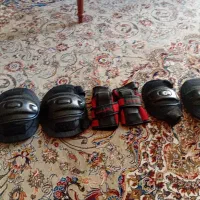 اسکیت بسیار تمیز و زیبا وخیلی کم کارکرد
