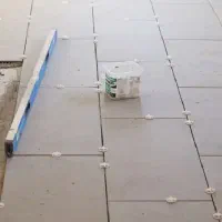 کاشی کاری و بنایی