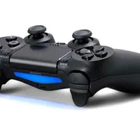 دسته بازی ps4 در حد نو