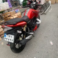 اپاچی ۱۸۰|موتورسیکلت|آفتاب, |دیوار