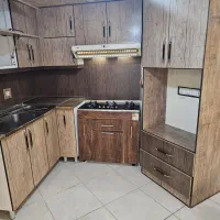 کابینت به همراه گاز و سینک و شیر و هود
