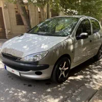 پژو ۲۰۶ تیپ ۳ مدل ۱۳۸۲ تصادفی روشن حرکت