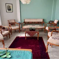 مبلمان و میز ناهارخوری بینهایت خاص چوب