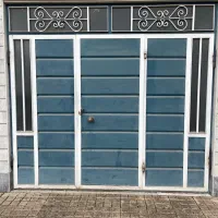 درب پارکینگ درجه یک و تمیز