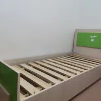 تخت و خوشخواب و رو تختی