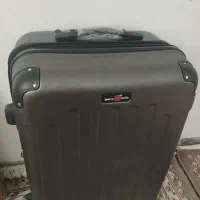 فرصت خرید چمدان پلیمری با تخفیف ویژه
