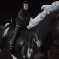 نیاز به یک وانت پیکان با اقصاط ۱۰ ماهه