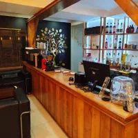 میز بار برای کافه و رستوران